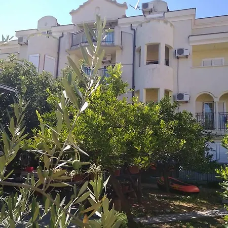 Gama Igalo Apartment *